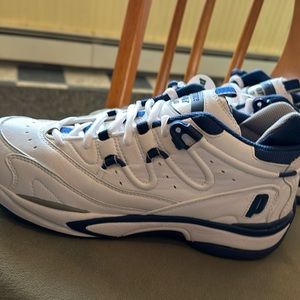 Prince QT Scream Mid Sneakers